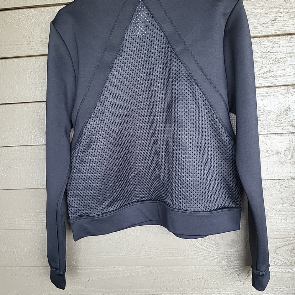 Fabletics - Picture 3 of 9
